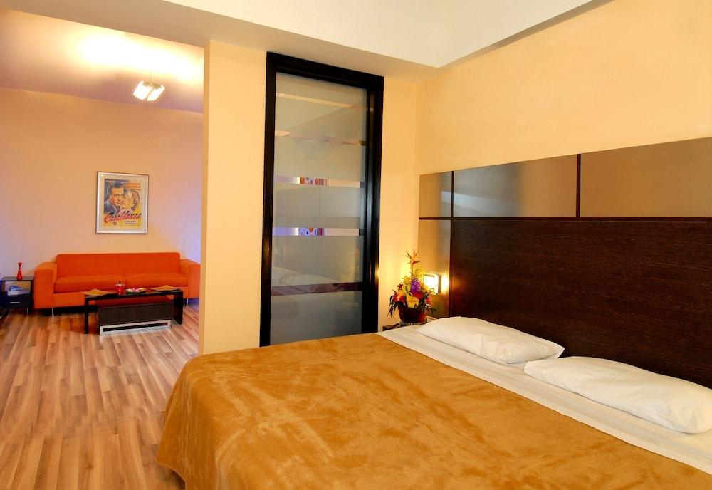 Suite Hotel Merlot - Beirut Bagian luar foto